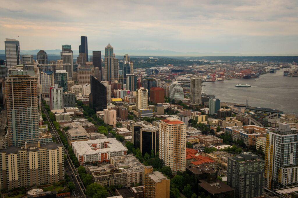 eddie-blair-5SevSwht-n4-unsplash